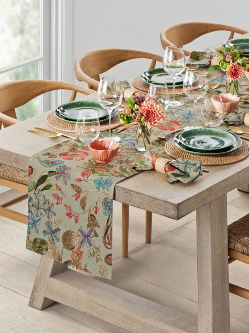 Williams Somona Fall Table Runner - NEW! Unused. Beautiful.
